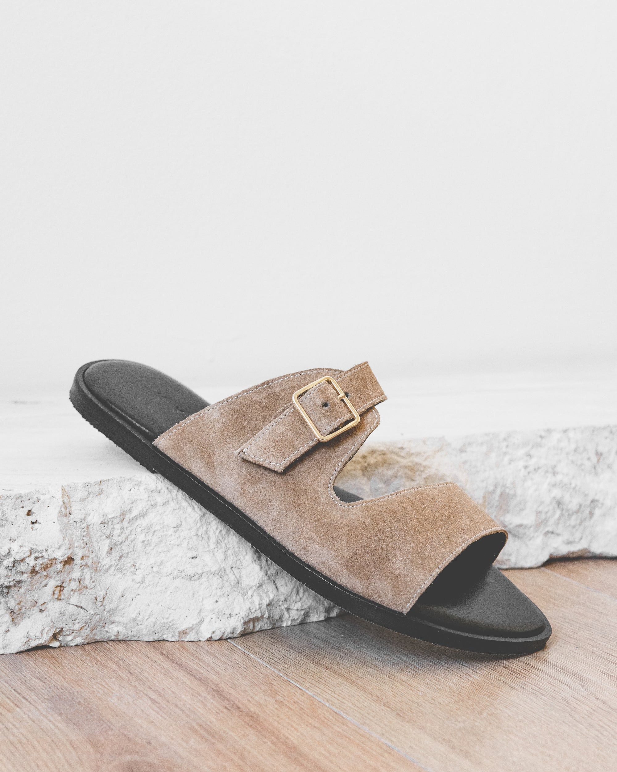 TILOS X - SAND SUEDE