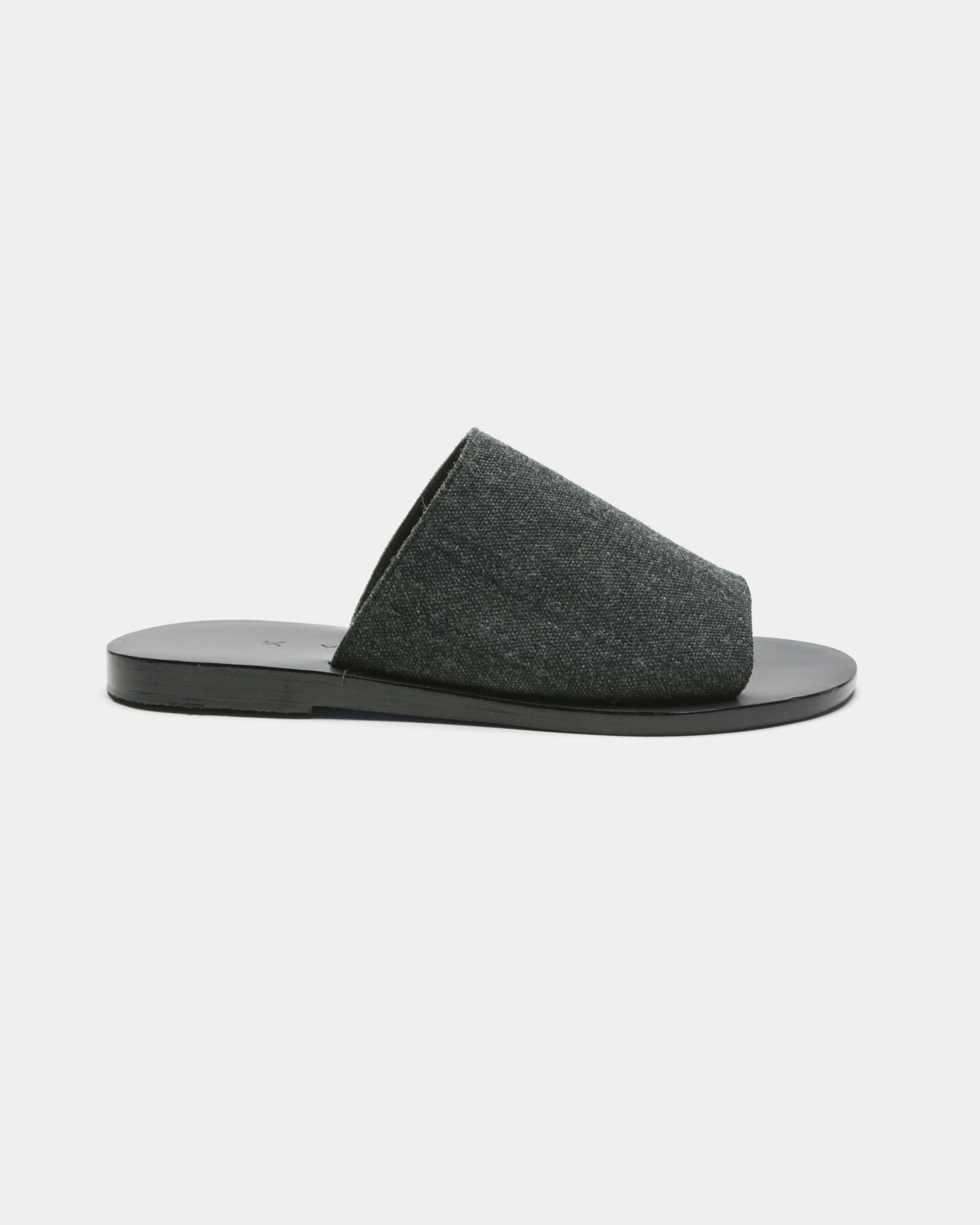 KALYMNOS - BLACK/BLACK LINEN