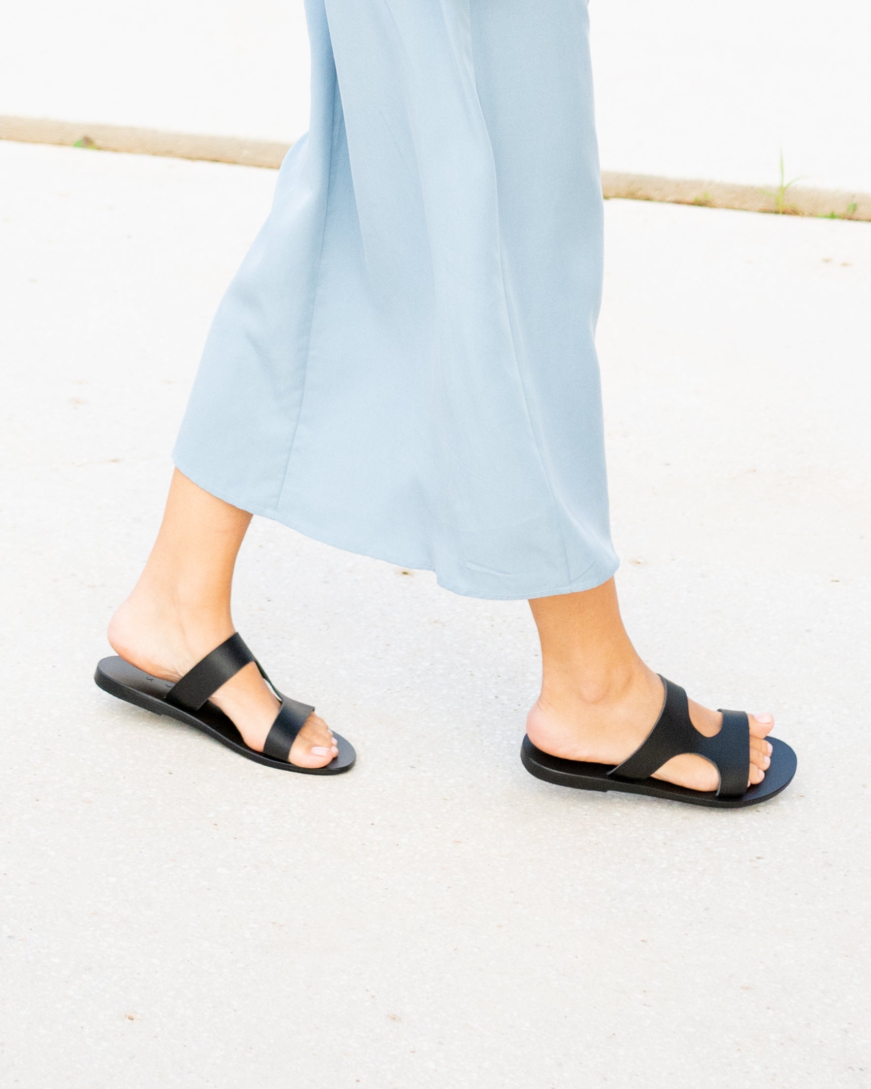 LEATHER SANDALS-FLAT SANDALS-KYMA SANDALS-STRAPPY SANDALS-BLACK
