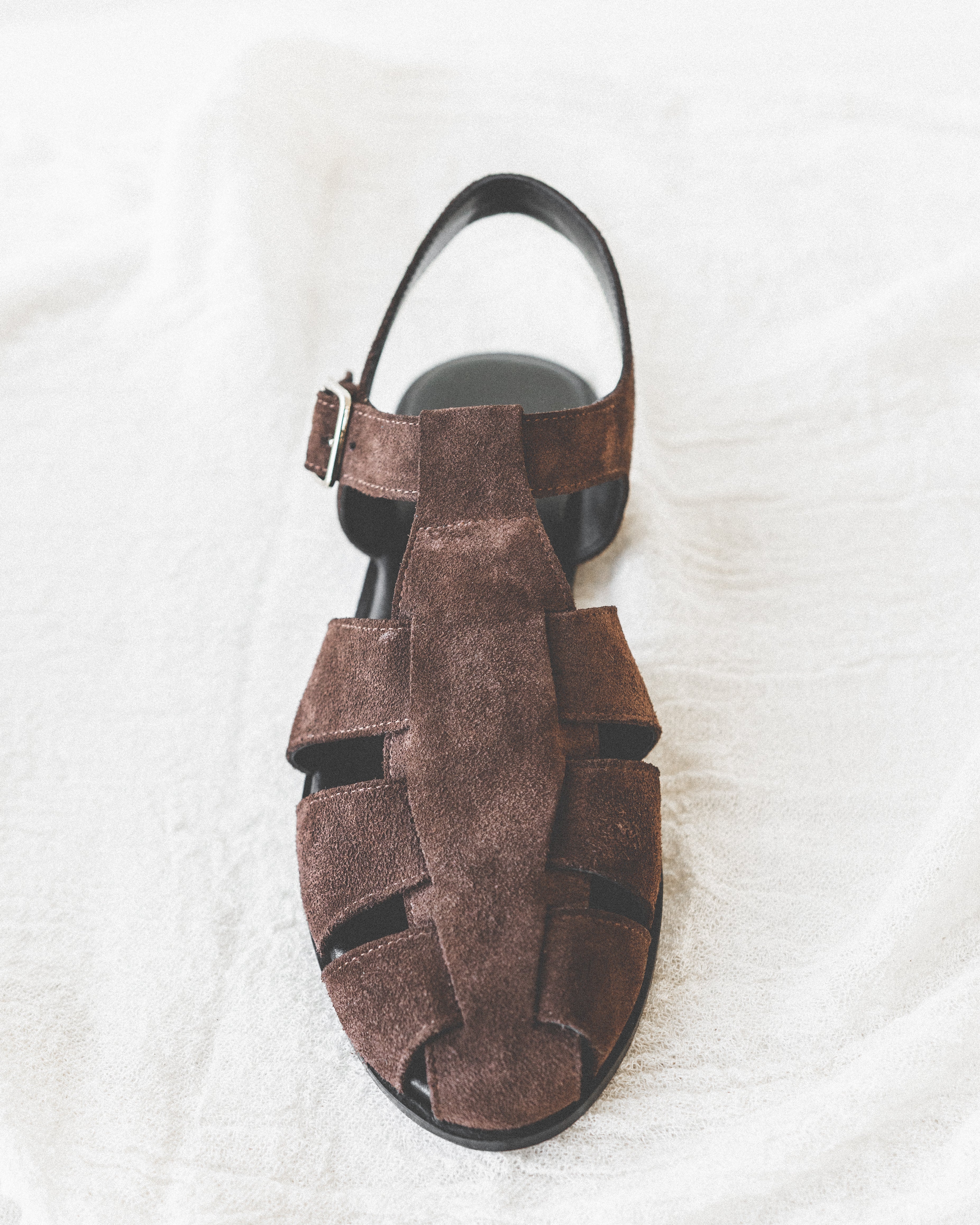 Leather sandals | Flat sandals | Strappy sandals | Women
