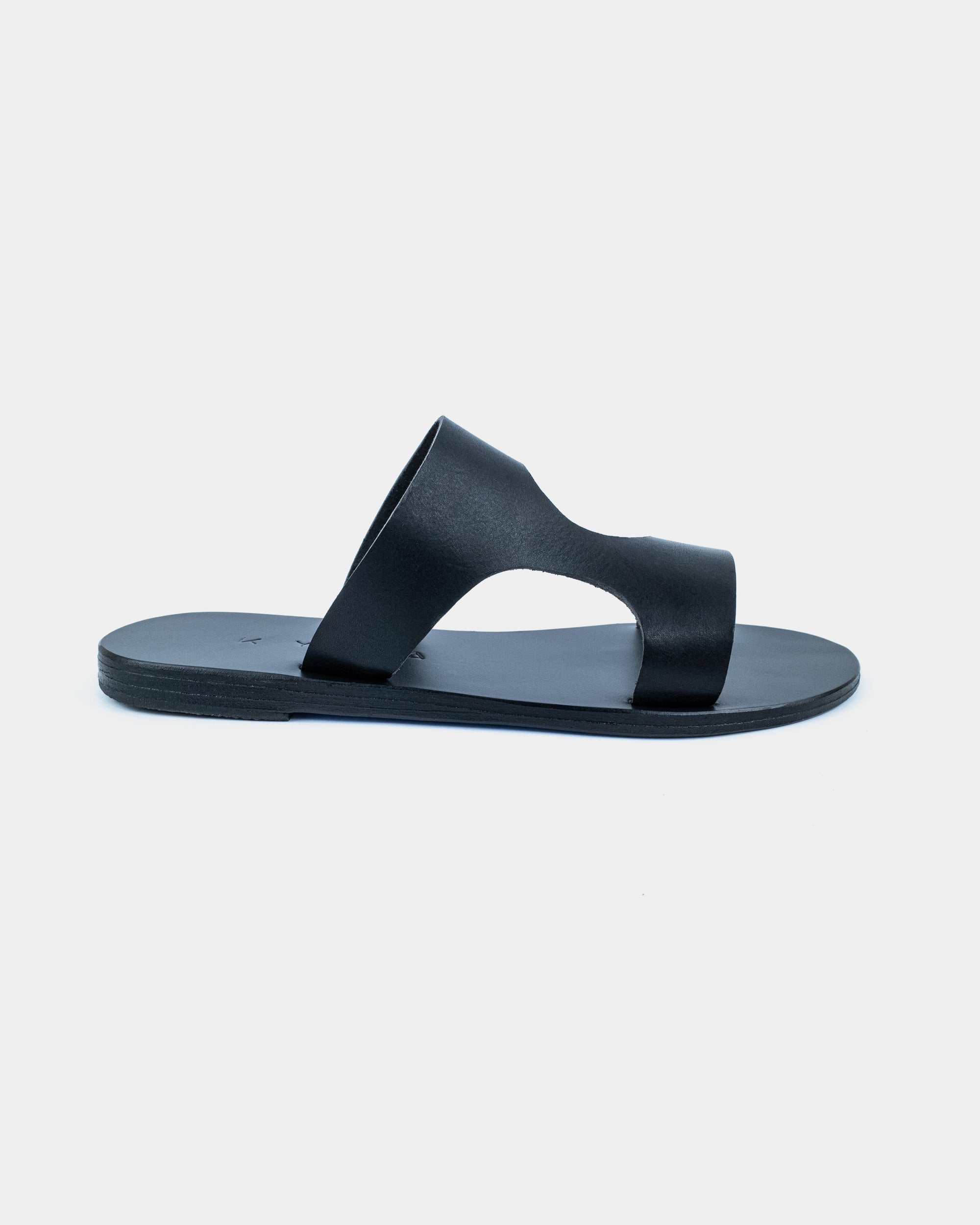 LEATHER SANDALS-FLAT SANDALS-KYMA SANDALS-STRAPPY SANDALS-BLACK